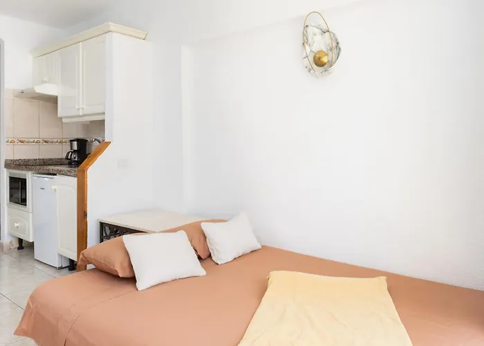 Classbnb - Studio 50M From Puerto Colon Beach